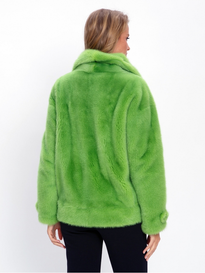 Куртка из меха норки зеленая